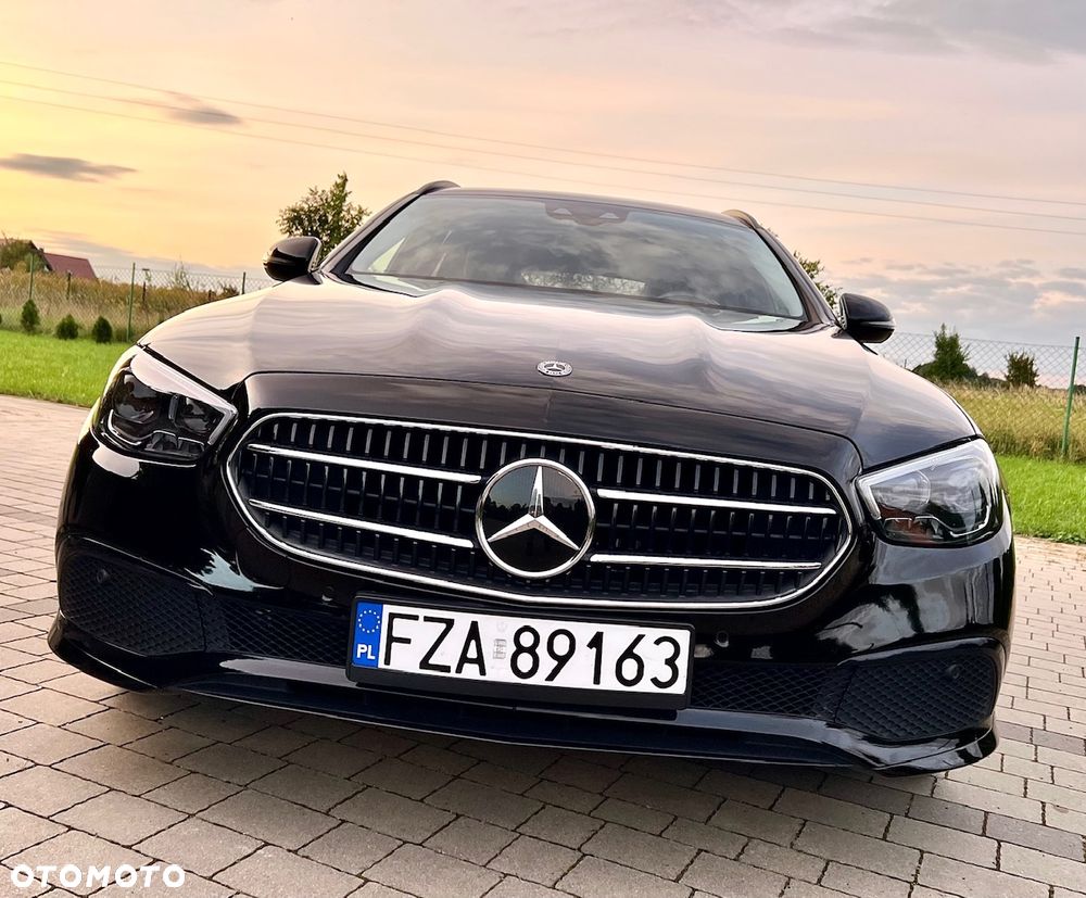 Mercedes-Benz Klasa E 220 d 4Matic 9G-TRONIC Avantgarde - 5