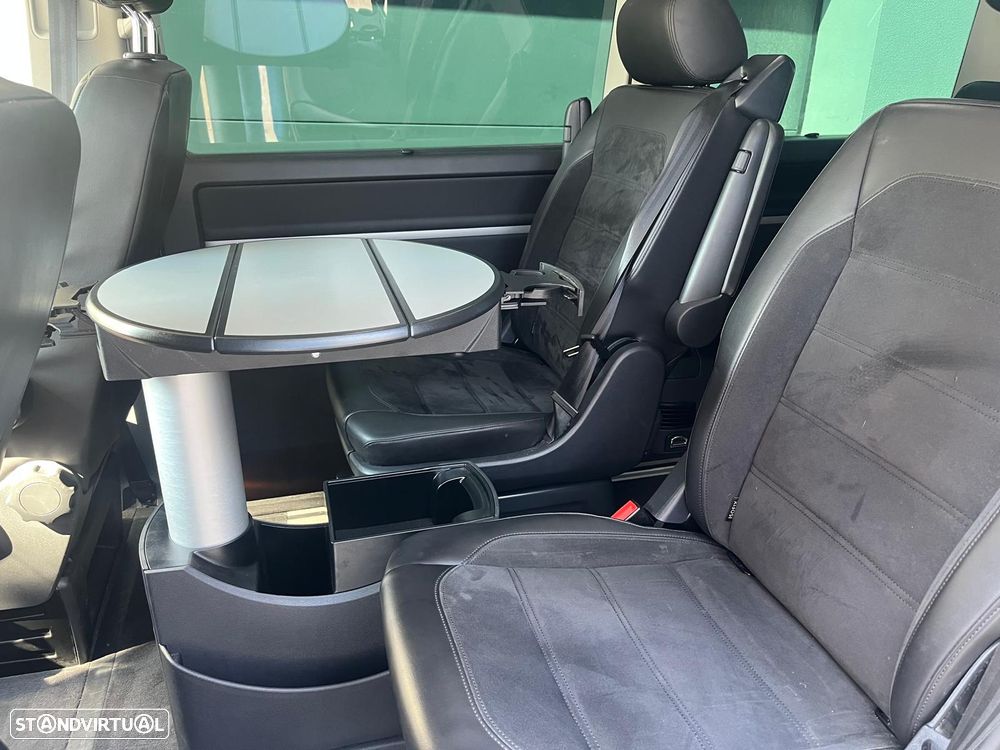 VW Multivan 2.0 TDi BM Highline 4M.DSG - 11