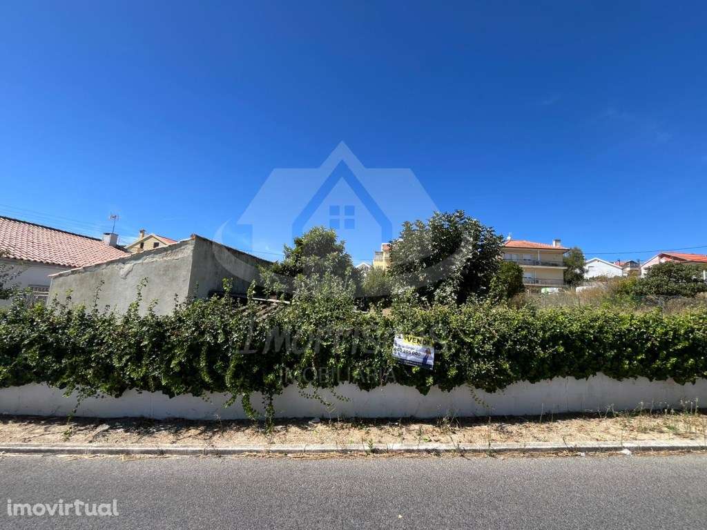 Terreno em fase de legalização com 320 m² na Portela da Azóia, Sant... - Grande imagem: 2/9