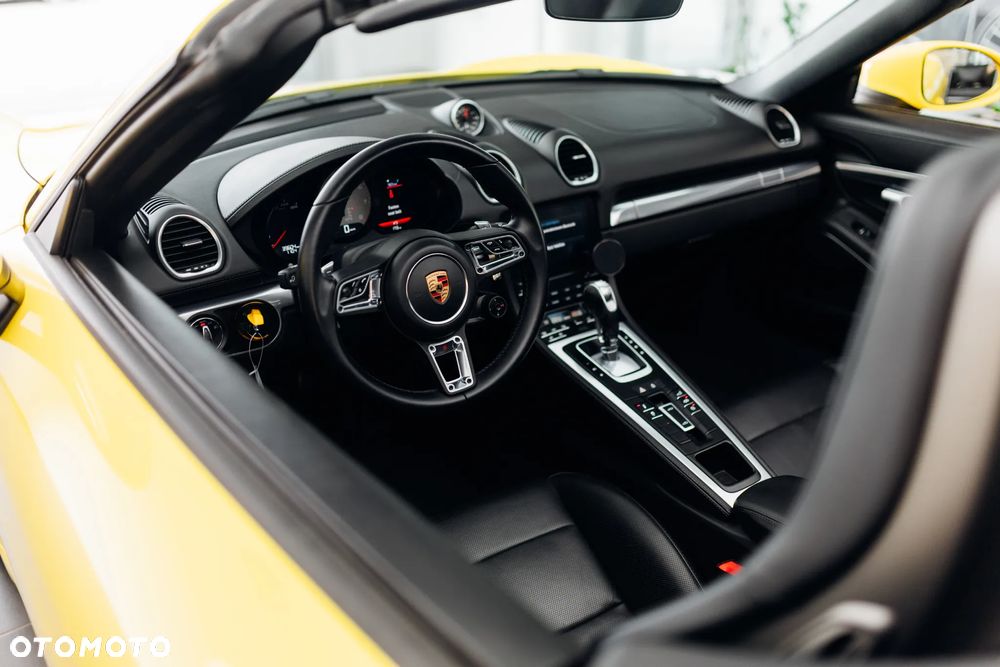 Porsche 718 Boxster S PDK - 21