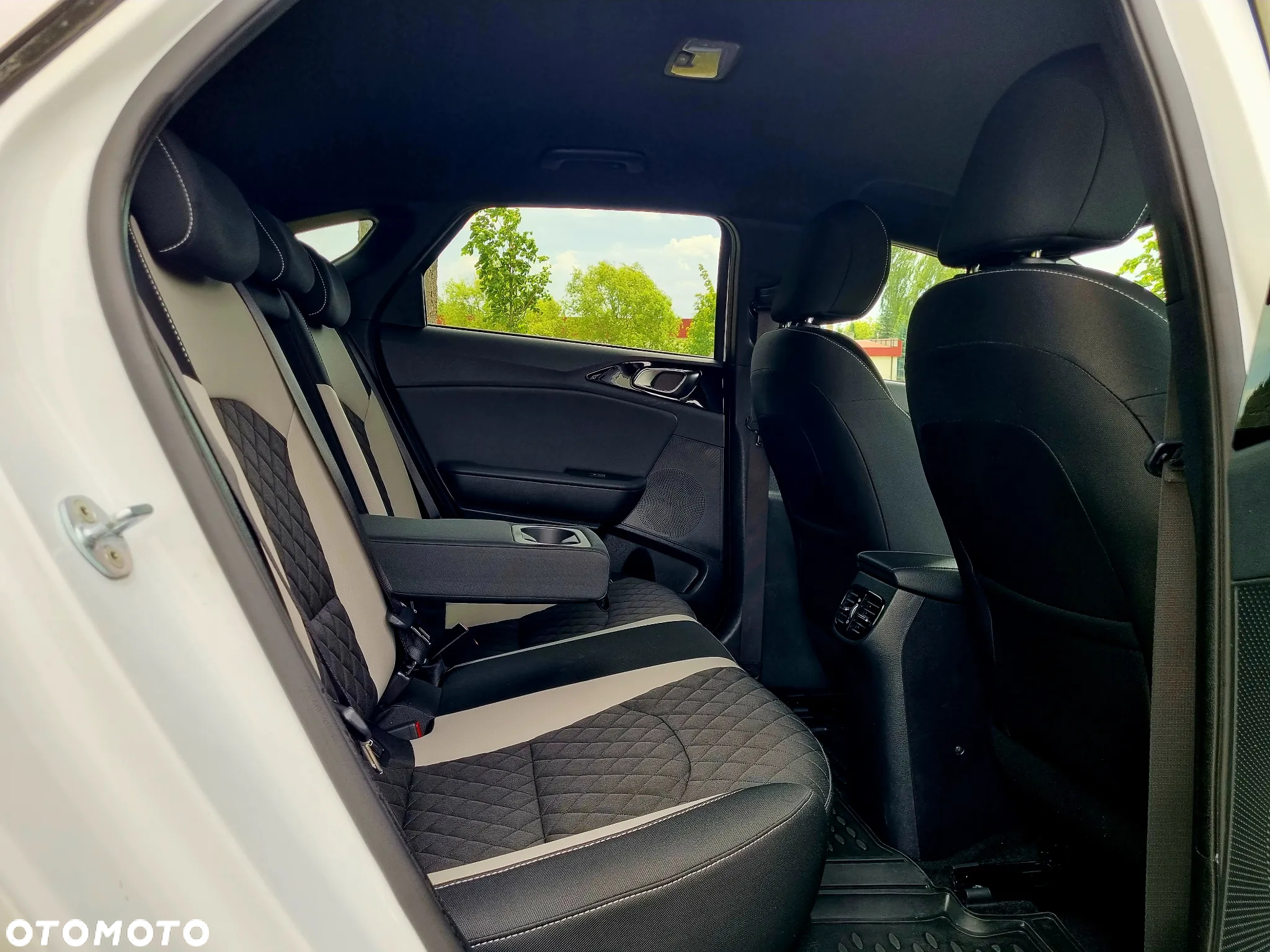 Kia ProCeed 1.6 CRDi DCT7 SCR GT LINE - 14