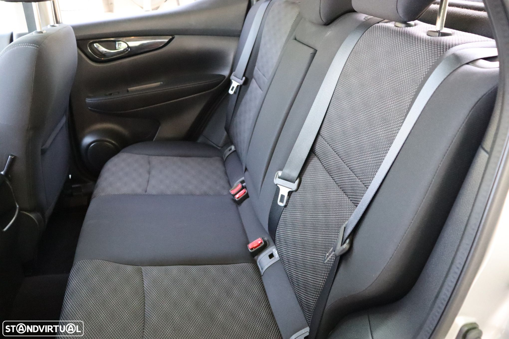 Nissan Qashqai 1.5 dCi Tekna Premium - 16