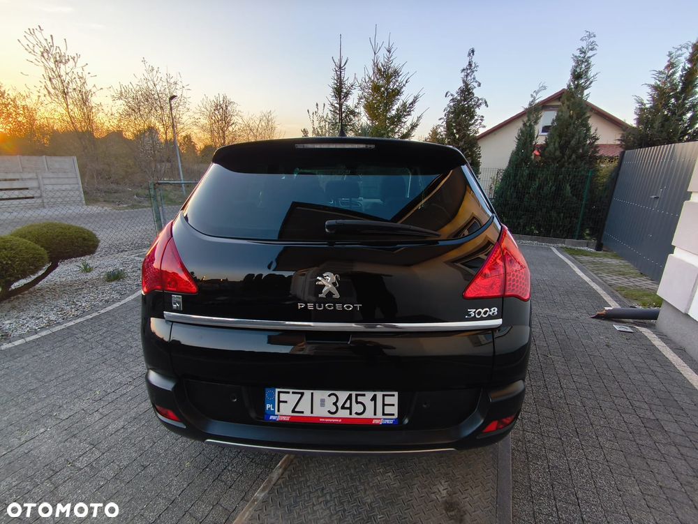 Peugeot 3008 HDi FAP 165 Automatik Allure - 11