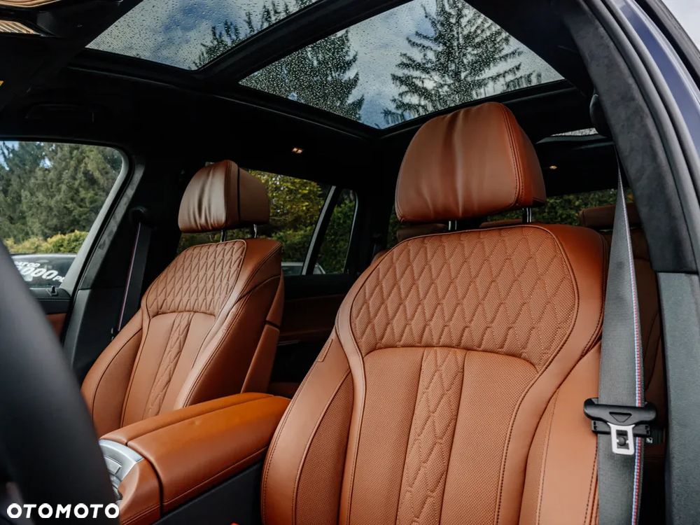 BMW X7 M60i xDrive - 12