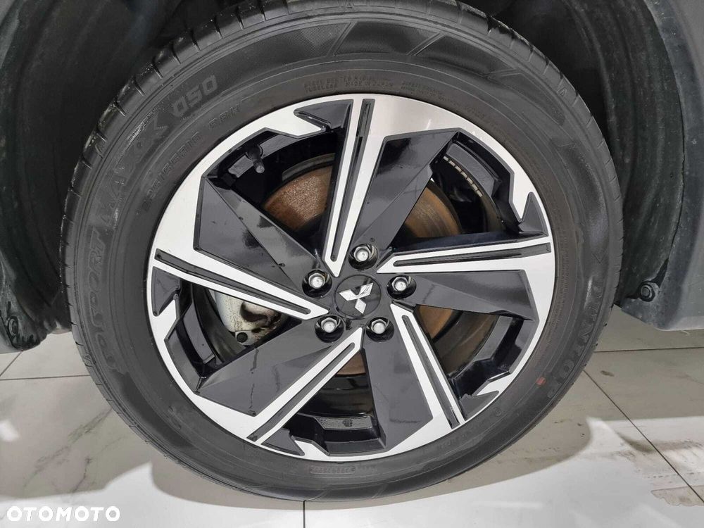 Mitsubishi Eclipse Cross - 31