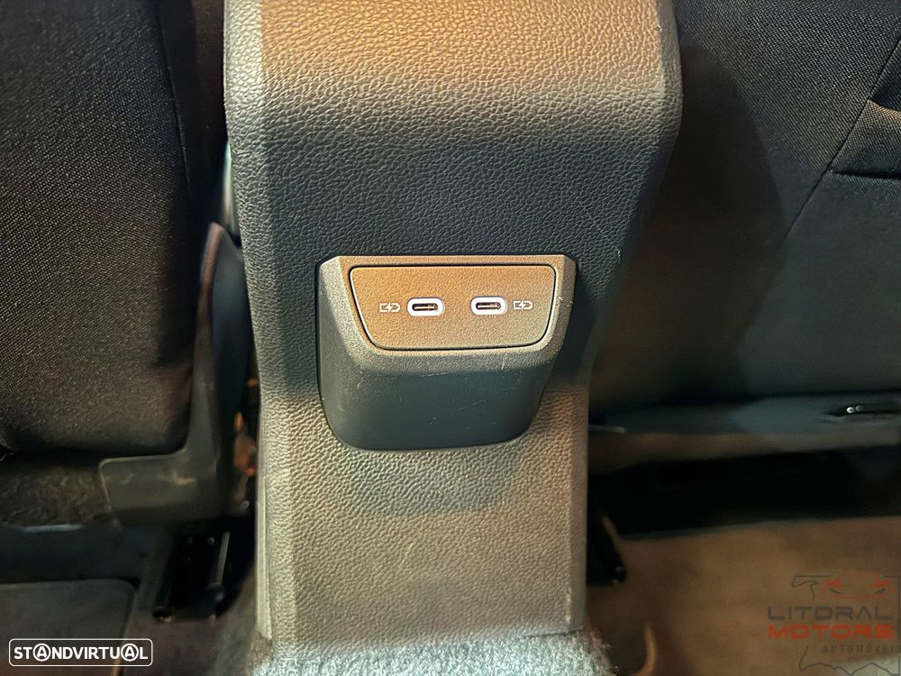 VW Polo 1.0 TSI Urban DSG - 36