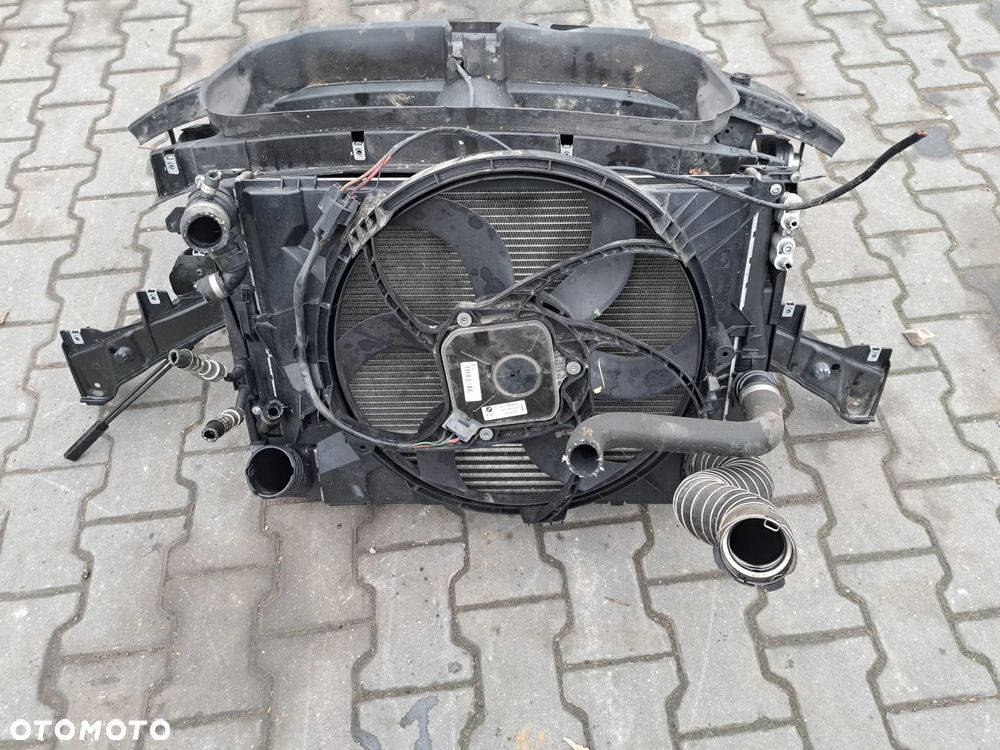 Bmw x1 e84 lift pas przedni kompletny chłodnice 2.0 D wzmocnienie belka pod zderzak kierownice powietrza - 7