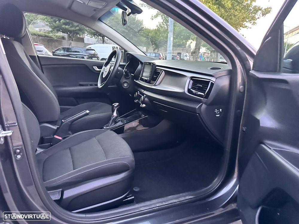 Kia Rio 1.4 CRDi TX Prime - 40