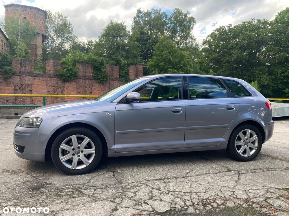 Audi A3 Sportback - 6