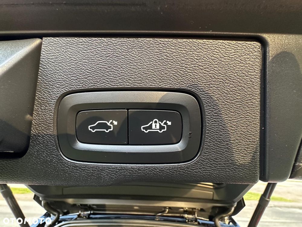 Volvo XC 60 D4 AWD Geartronic Inscription - 26