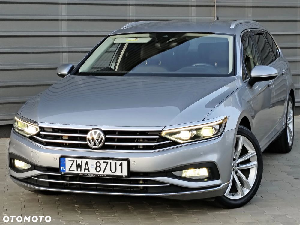 Volkswagen Passat 2.0 TDI Elegance DSG - 13