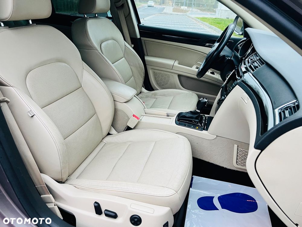 Skoda Superb 2.0 TDI 4x4 Elegance DSG - 40