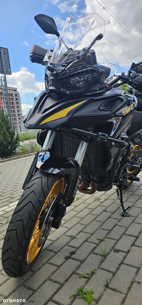QJMOTOR SRT900SX - 6