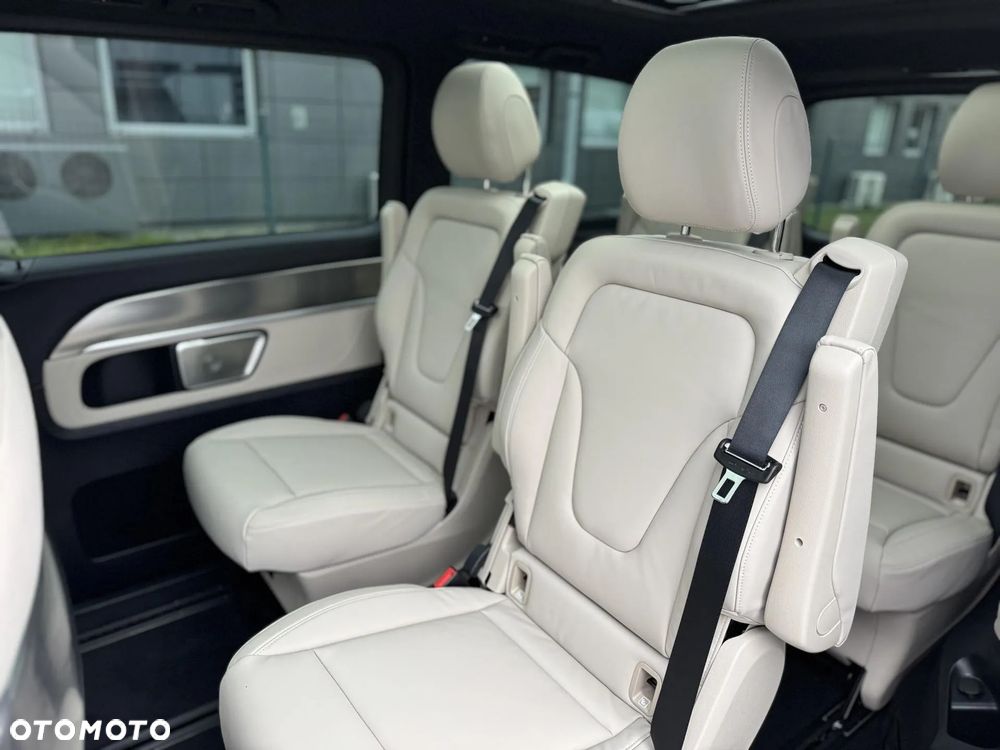 Mercedes-Benz Klasa V - 14