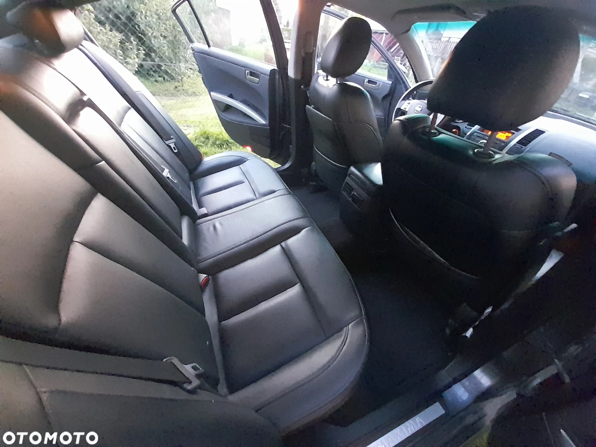 Nissan Maxima 3.5 SL - 15