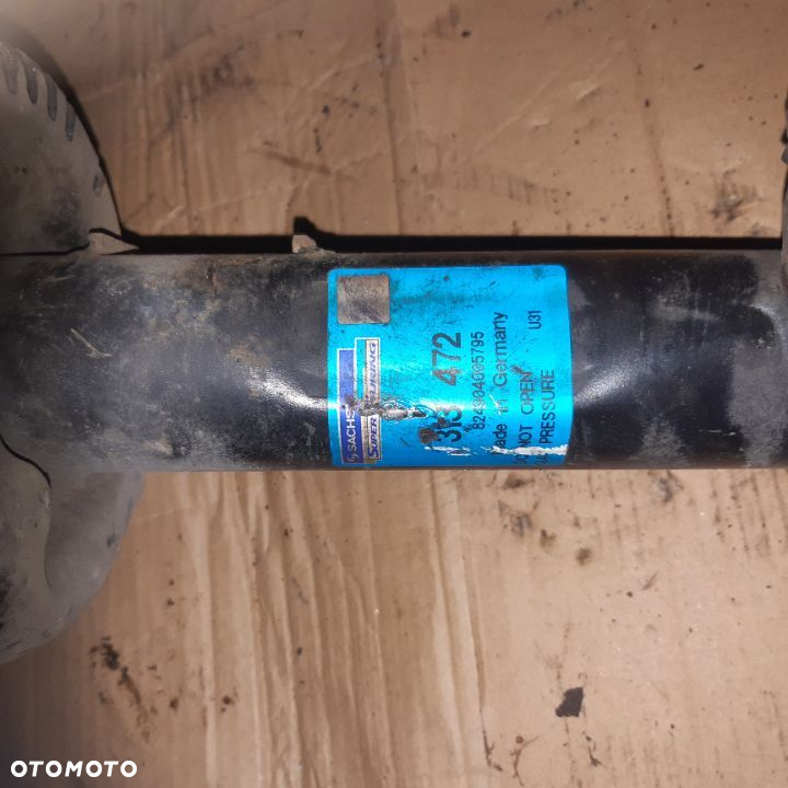 Amortyzator sprężyna przód  VW Passat B6 824904005795 LEWY - 2