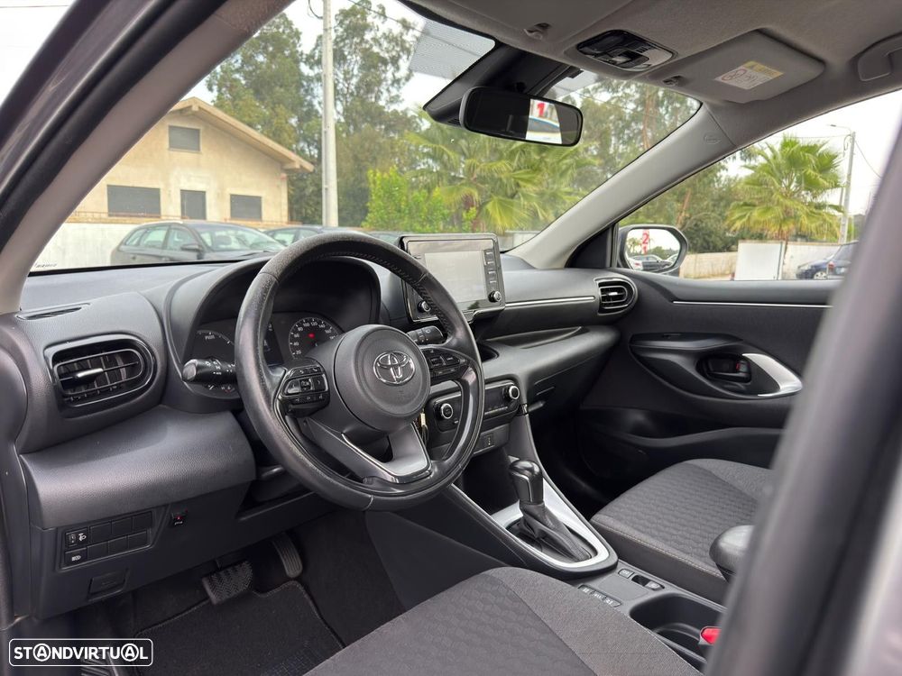 Toyota Yaris 1.5 HDF Comfort Plus - 16