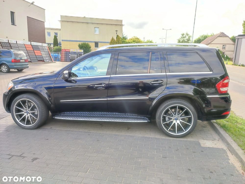 Mercedes-Benz GL 500 4Matic 7G-TRONIC - 2