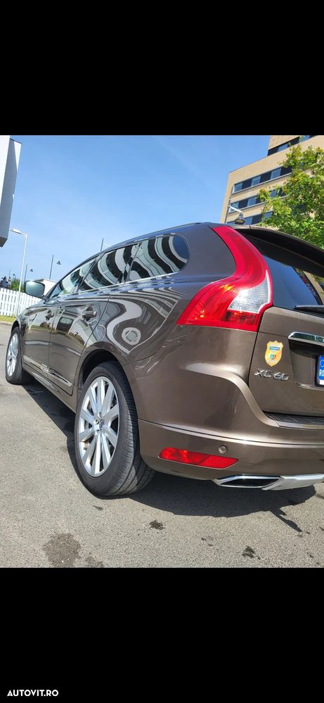 Volvo XC 60 D5 AWD Aut. Summum - 22