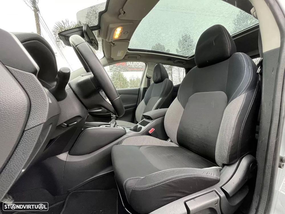 Nissan Qashqai 1.5 dCi N-Connecta Led - 12