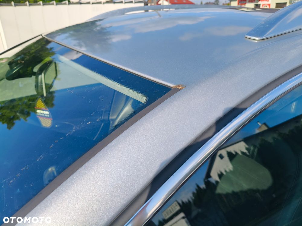 Volkswagen Passat 1.9 TDI Highline - 11