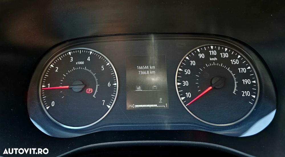 Dacia Sandero Stepway - 8