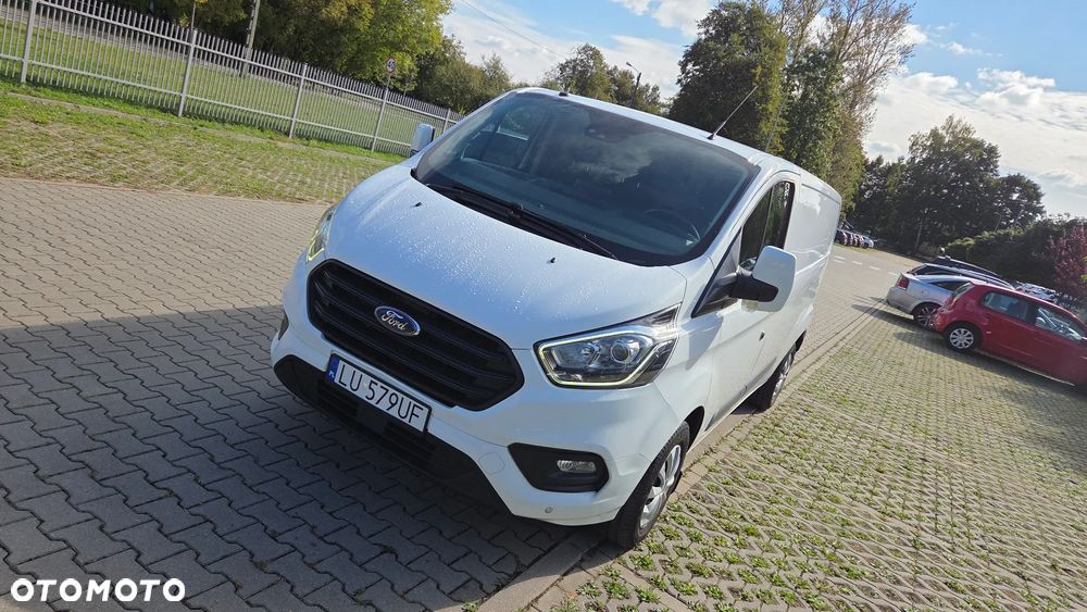 Ford TRANSIT CUSTOM - 12