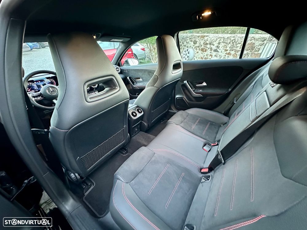 Mercedes-Benz A 200 AMG Line Aut. - 39