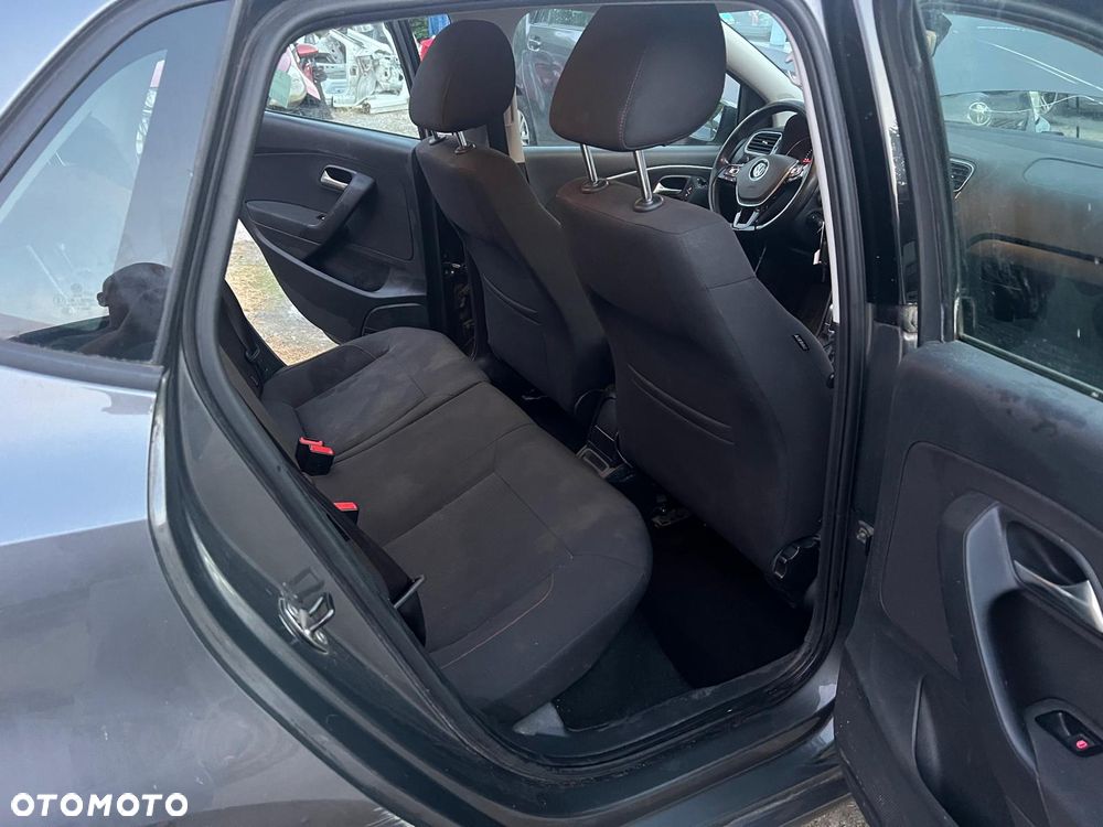 Volkswagen Polo 1.4 TDI BMT Highline DSG - 20