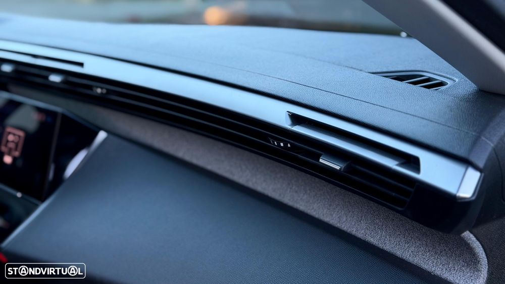 Peugeot 308 SW 1.2 PureTech Allure Full LED EAT8 - 28