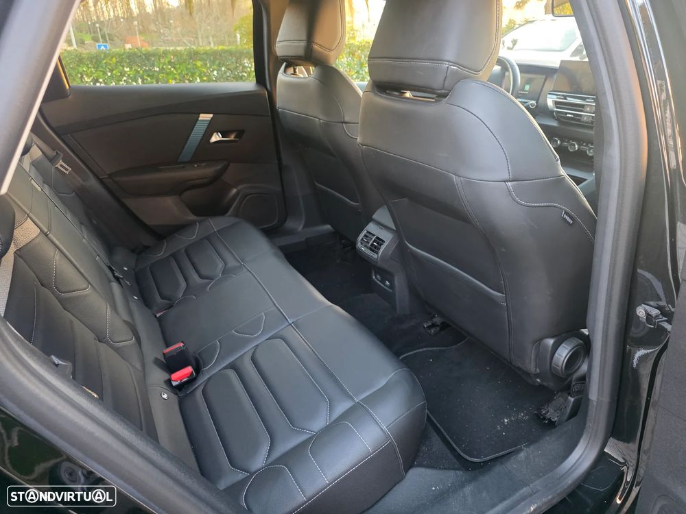 Citroën e-C4 50 kWh Shine - 14