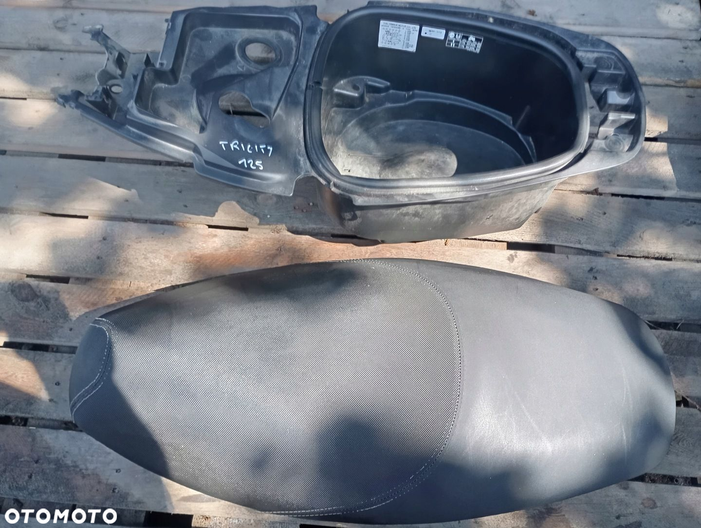 YAMAHA TRICITY TRYPTIK 125 14-17 SIEDZENIE KANAPA - 2