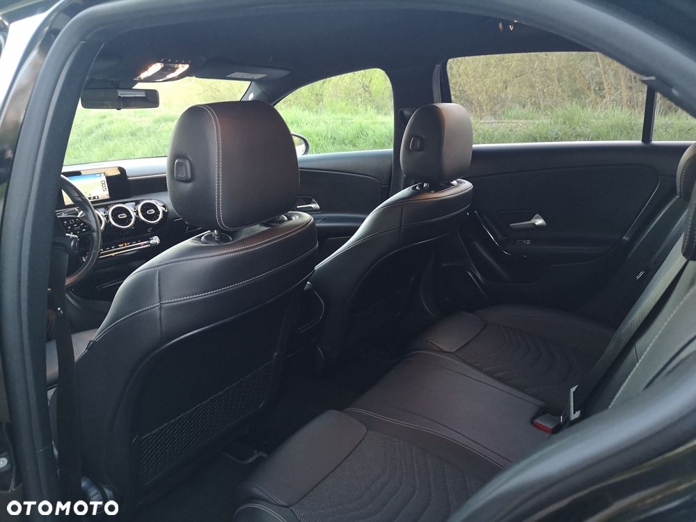 Mercedes-Benz Klasa A 180 d 7G-DCT Edition 2020 - 7