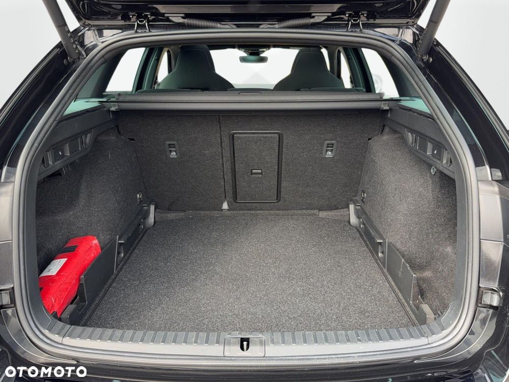 Skoda Octavia 2.0 TDI Sportline DSG - 32