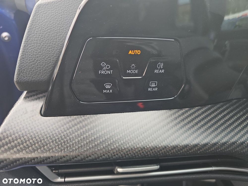Volkswagen Golf Variant 2.0 TSI 4Motion R - 17
