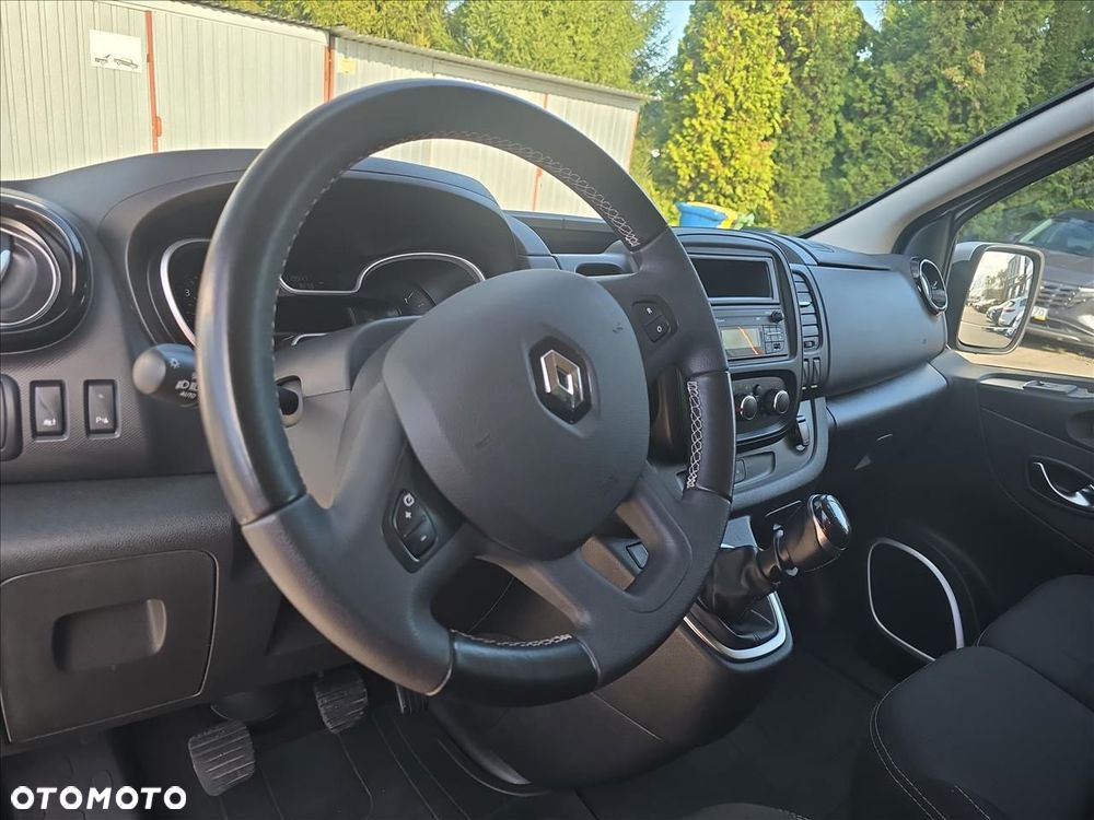 Renault Trafic - 11