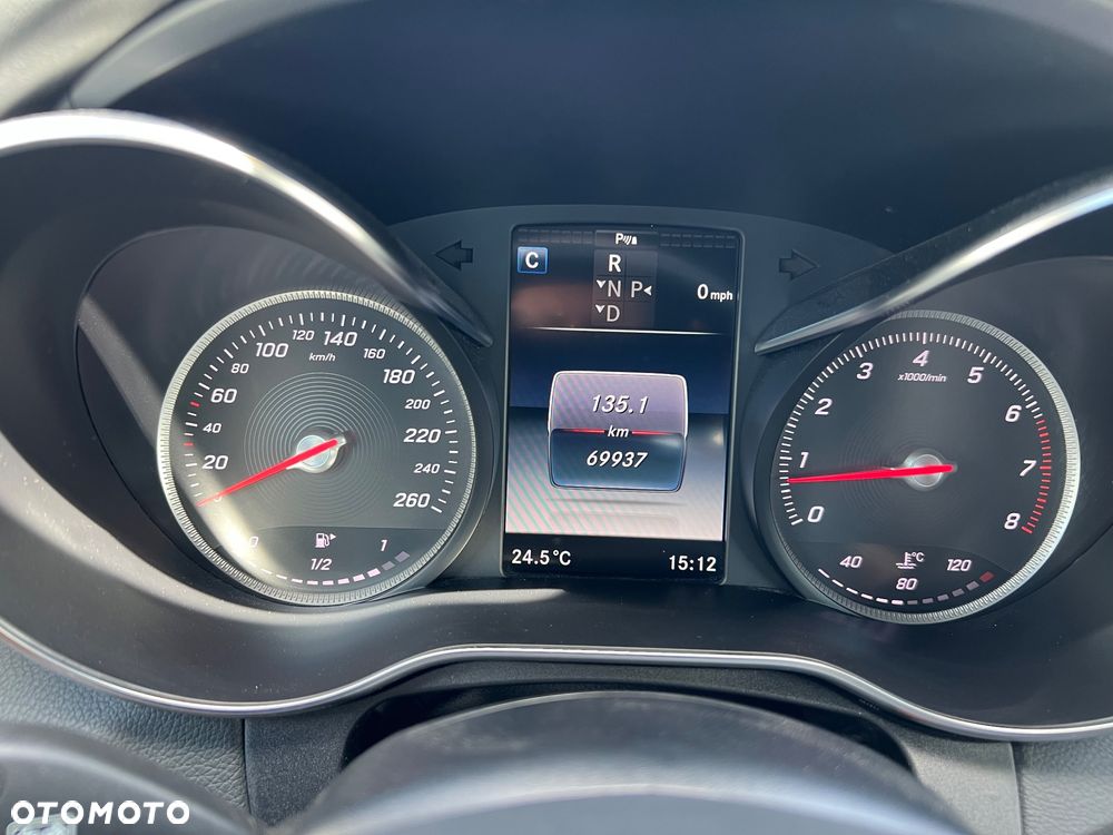 Mercedes-Benz Klasa C 300 9G-TRONIC AMG Line - 35