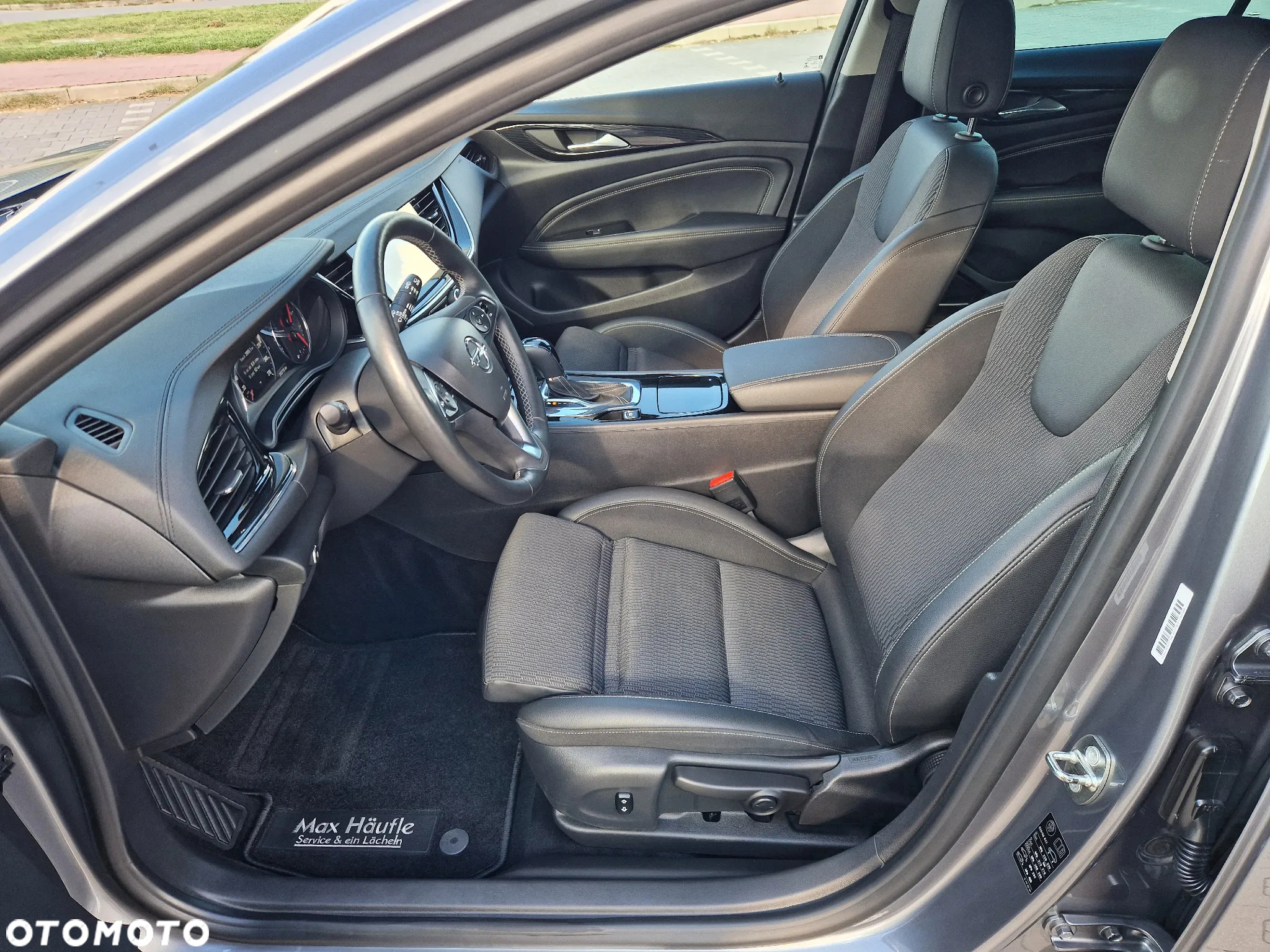 Opel Insignia 2.0 CDTI Sports Tourer Automatik Business Edition - 19