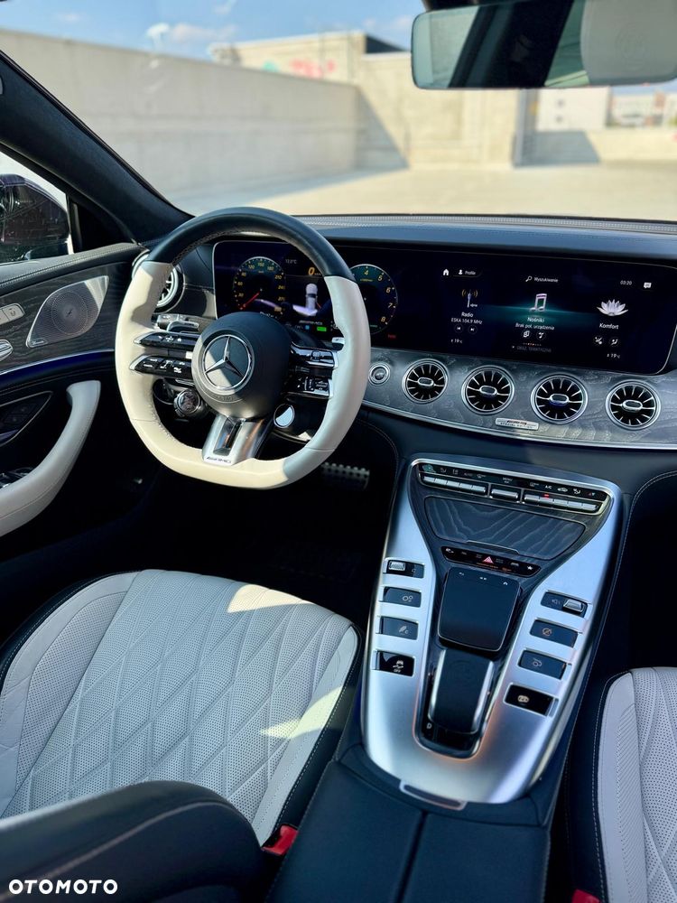 Mercedes-Benz AMG GT 53 4Matic+ Speedshift TCT 9G - 14