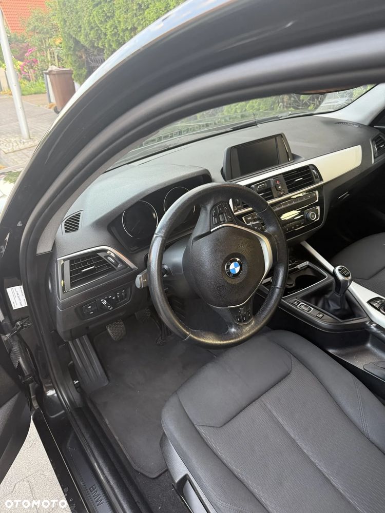 BMW Seria 1 118i - 21