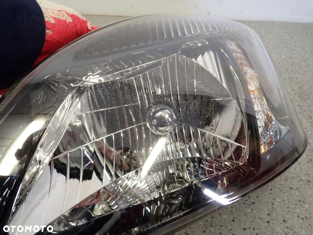 KIA RIO II 10-12 REFLEKTOR LEWY LAMPA PRZEDNIA LEWA - 3