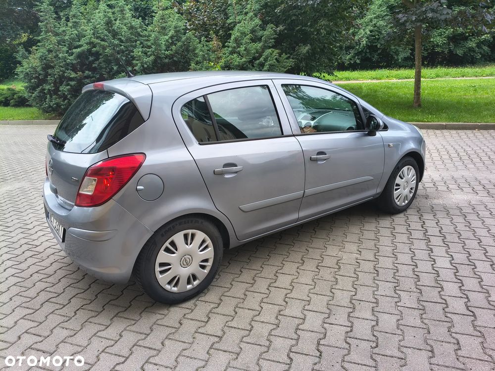 Opel Corsa - 7