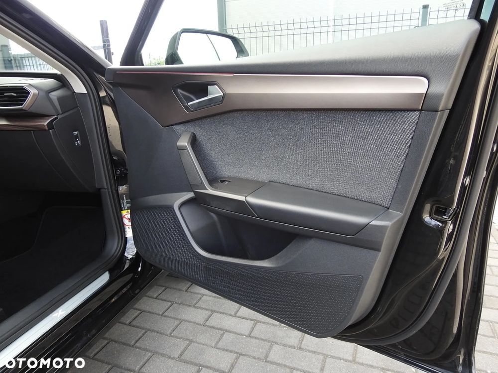 Seat Leon 1.5 eTSI Xcellence DSG - 24