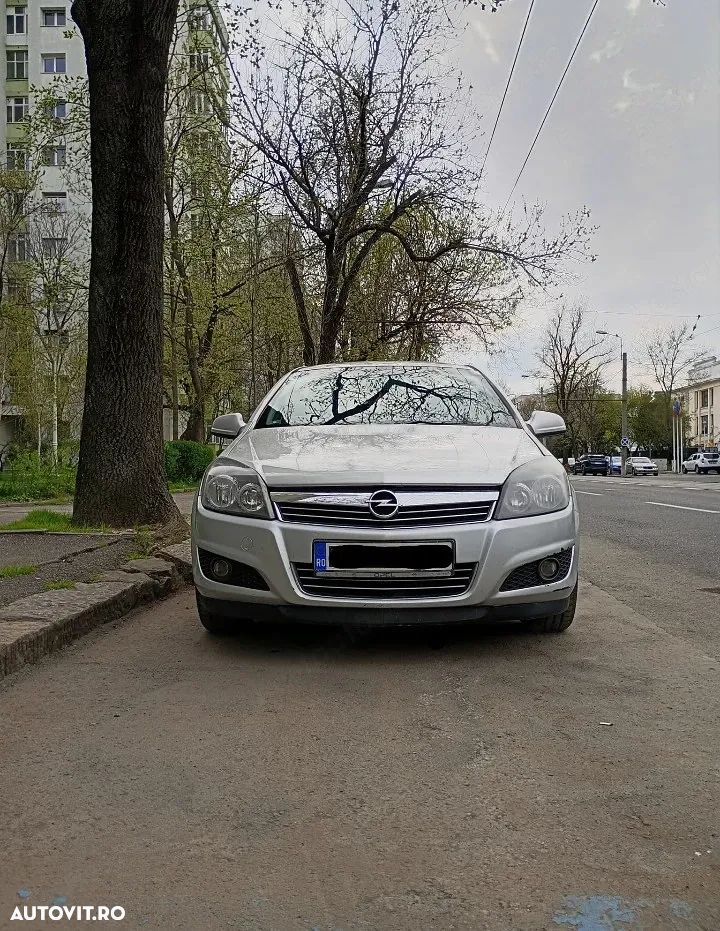Opel Astra 1.7 CDTI ECOTEC - 1