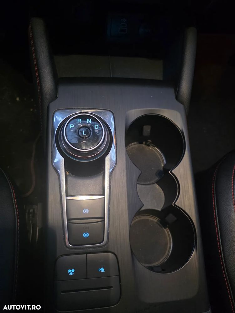 Ford Kuga 2.5 Duratec FHEV ST-LINE X - 10