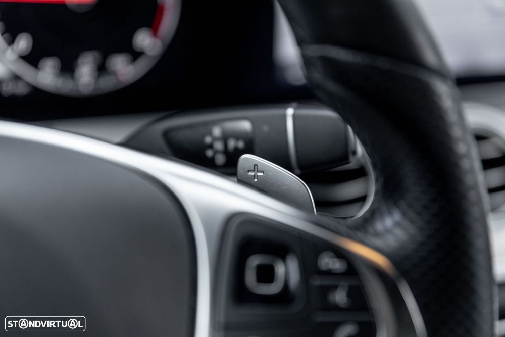 Mercedes-Benz E 220 d AMG - 45