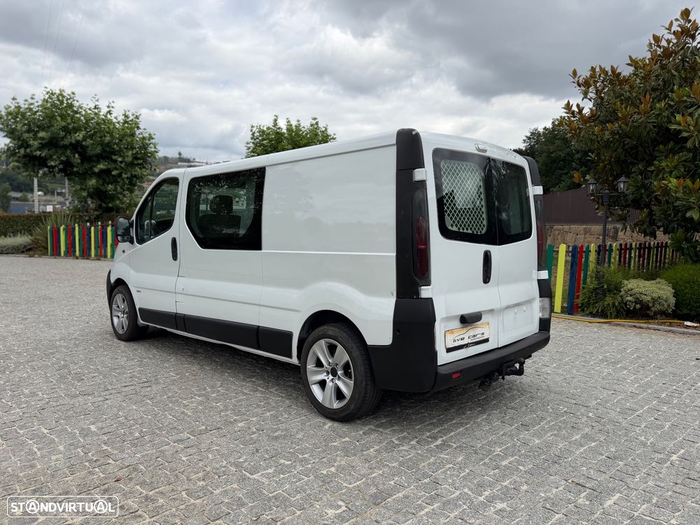Opel Vivaro 1.9 Di L2 H1 - 19
