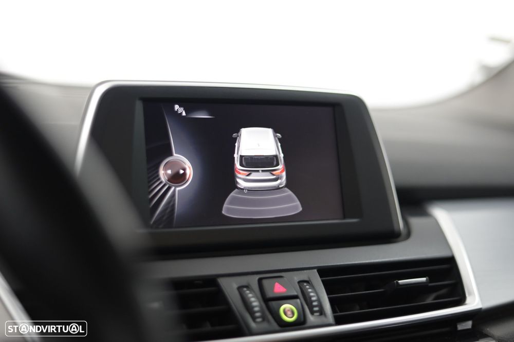 BMW 216 Gran Tourer d 7L Line Sport - 10