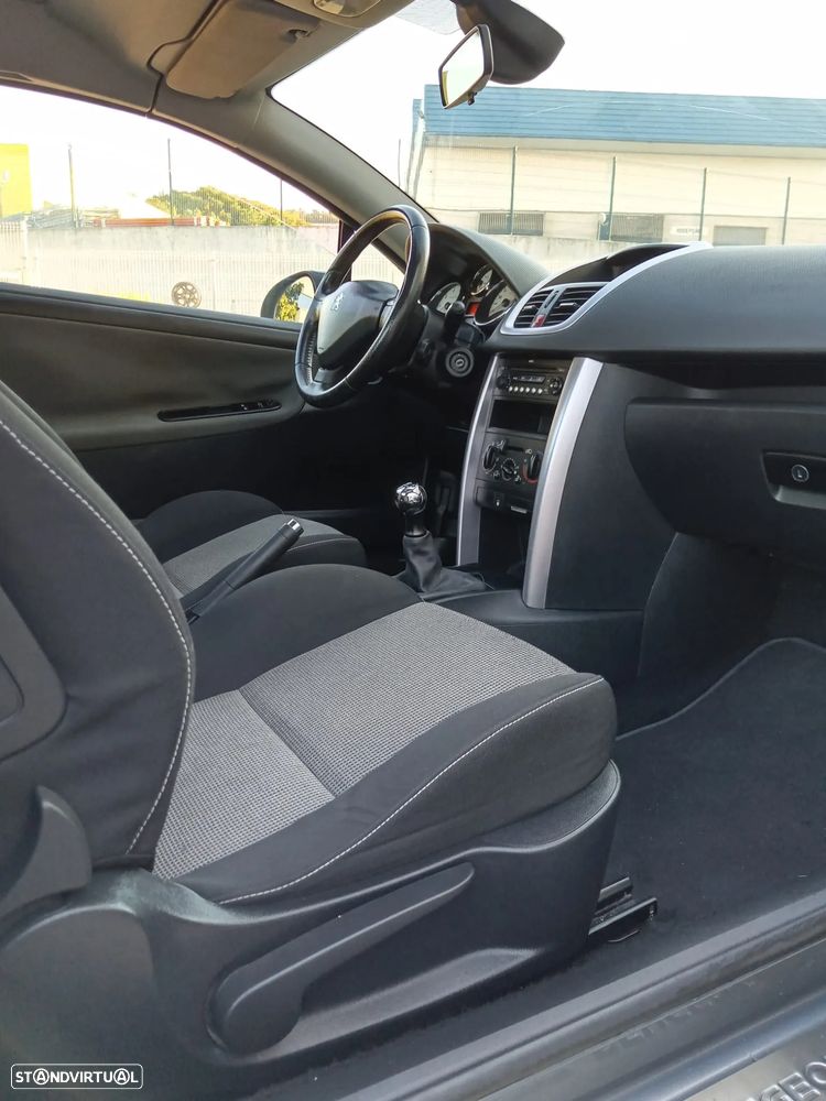 Peugeot 207 CC 120 VTi Sport - 9