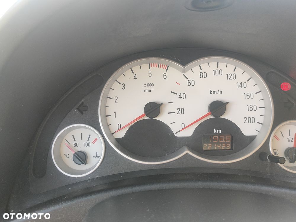 Opel Corsa - 6